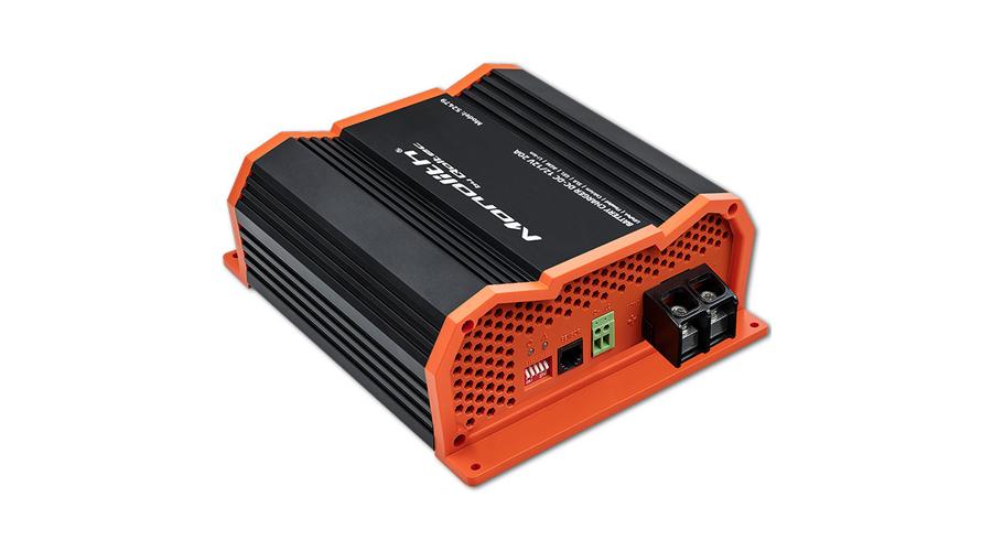 Qoltec Monolith DC-DC nabíjačka pre LiFePO4 AGM 12V batérie | 20A | 250 W